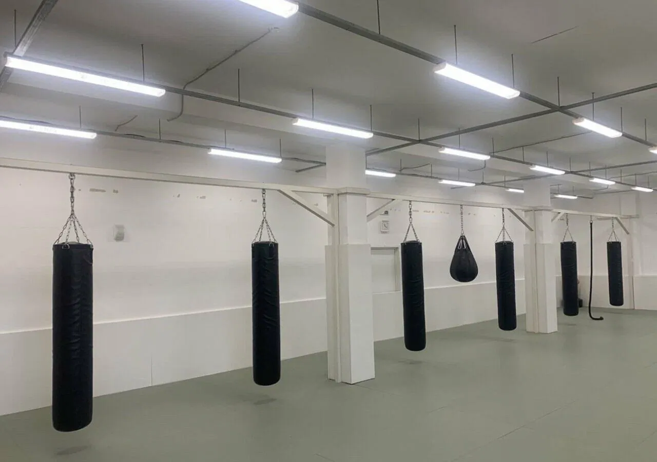 Фотография спортсменов в зале в спортивном клубе Академия Чемпионов